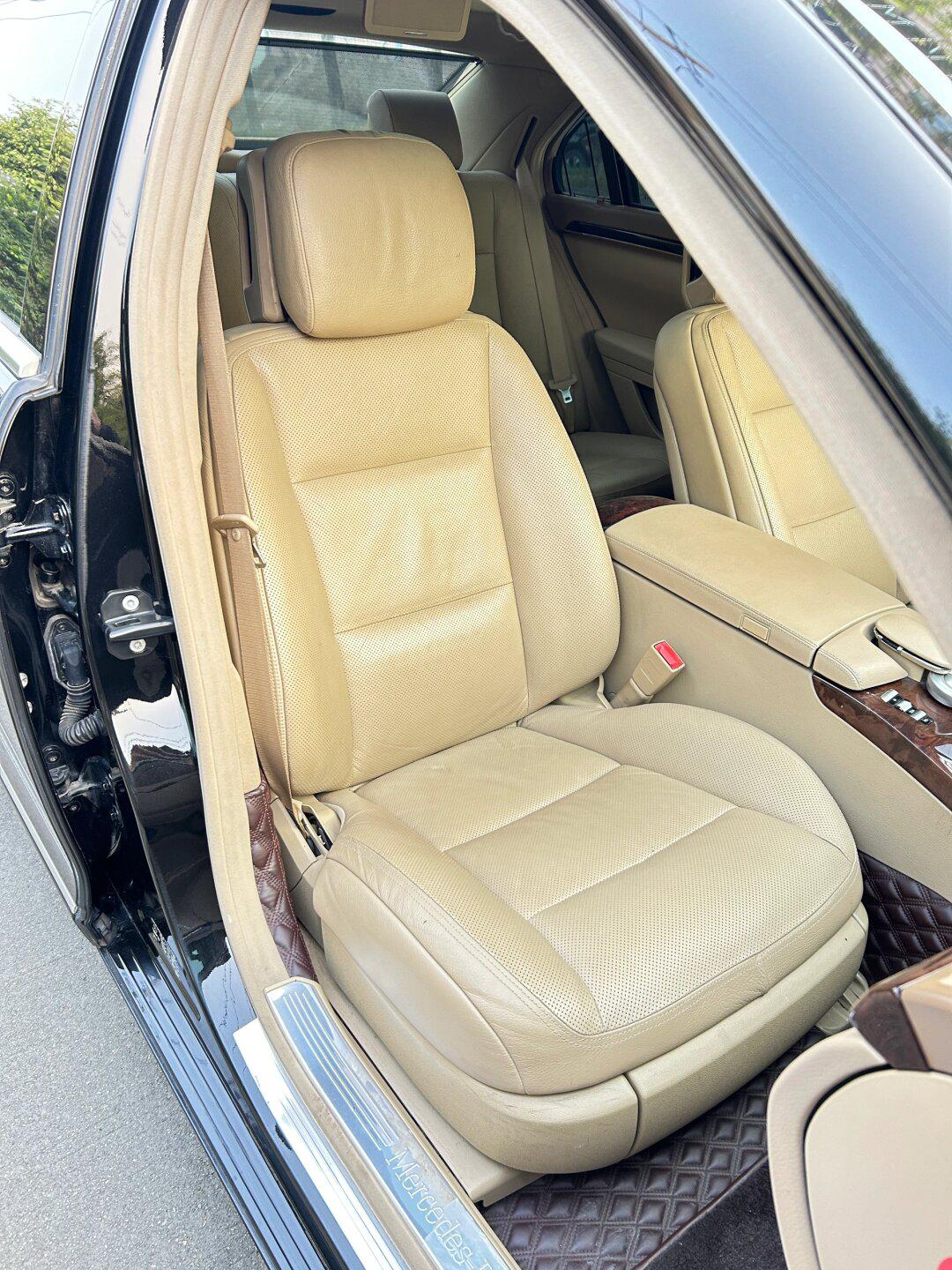 当前位置:>易车>社区>奔驰s级社区>超级极品2010年s350四驱顶配,新车