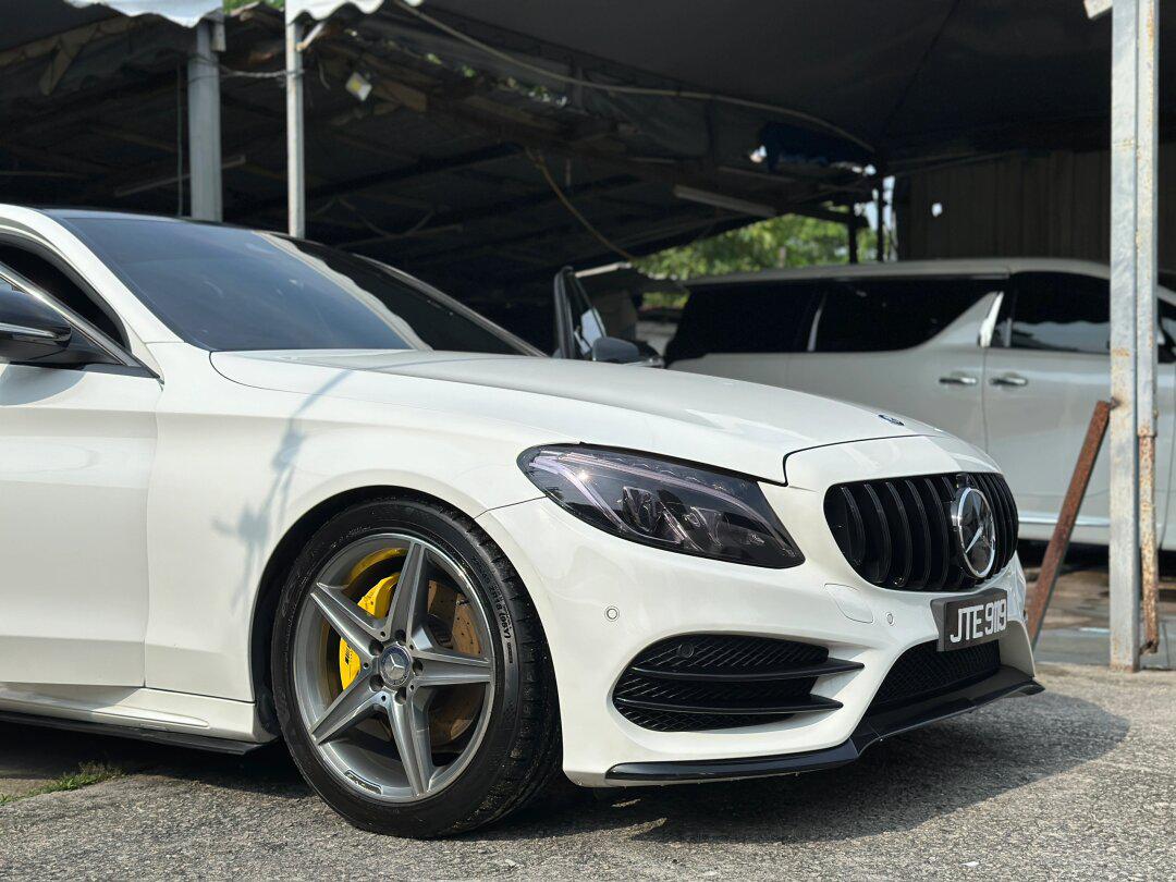 蛤?奔驰c200 amg只需105千?