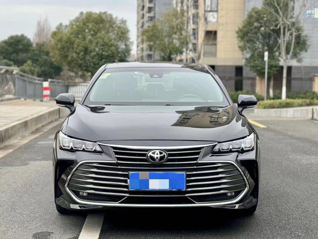 21年丰田亚洲龙6万公里全车原版两三个面补漆报价15x