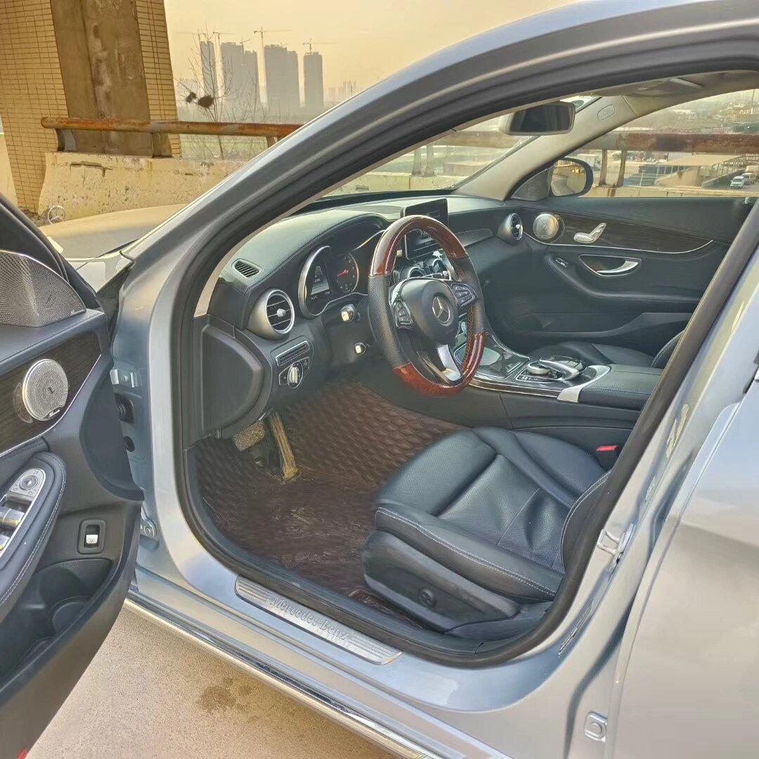 15年上牌的奔驰c180车况精品 11万公里,行政座驾,超大空间!