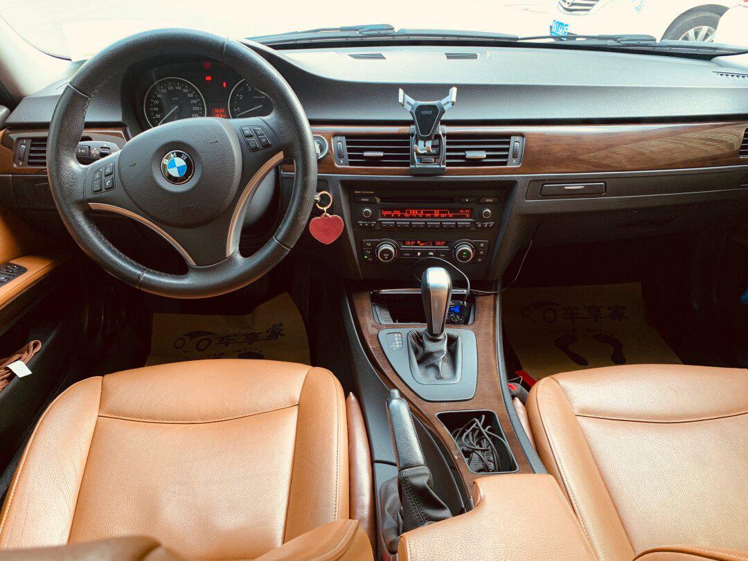 07宝马 3 系,10 年经典之作,325 直列 6 缸