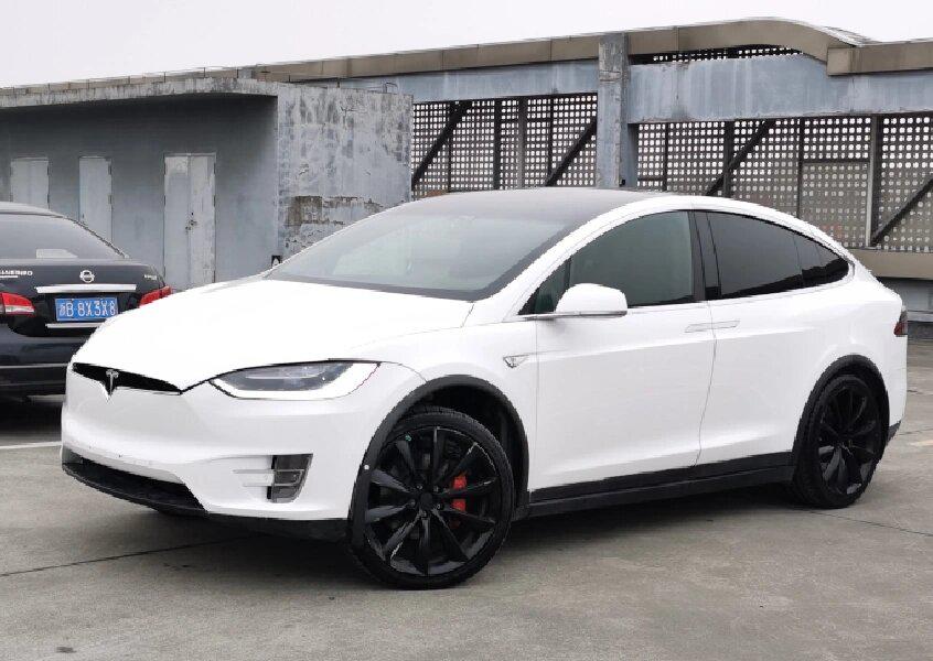 特斯拉model x90d 售价:24.