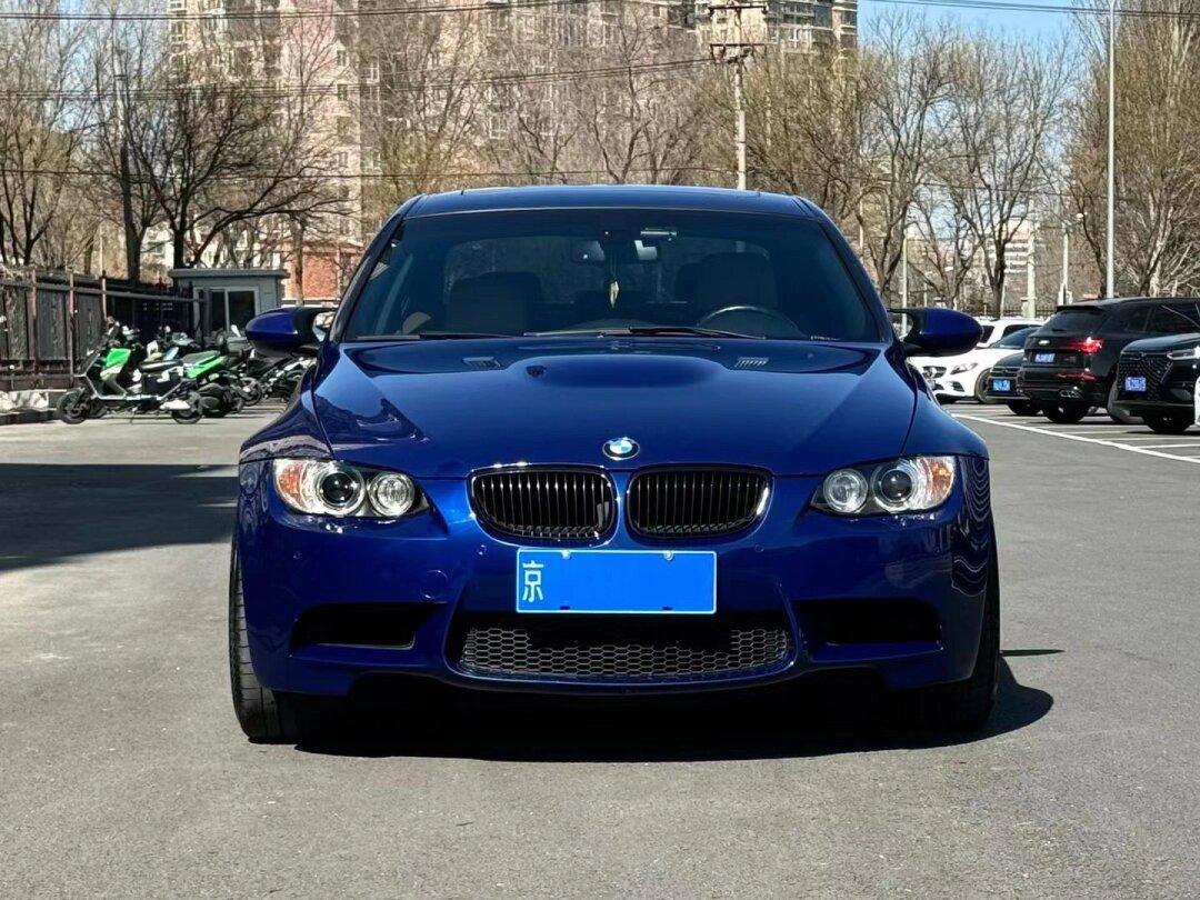宝马m3 10年10月登记上牌e90m3 全车原版三块补漆 13.