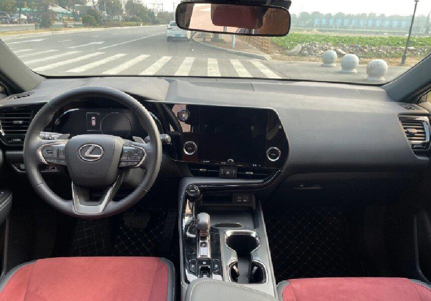 雷克萨斯nx200 nx260