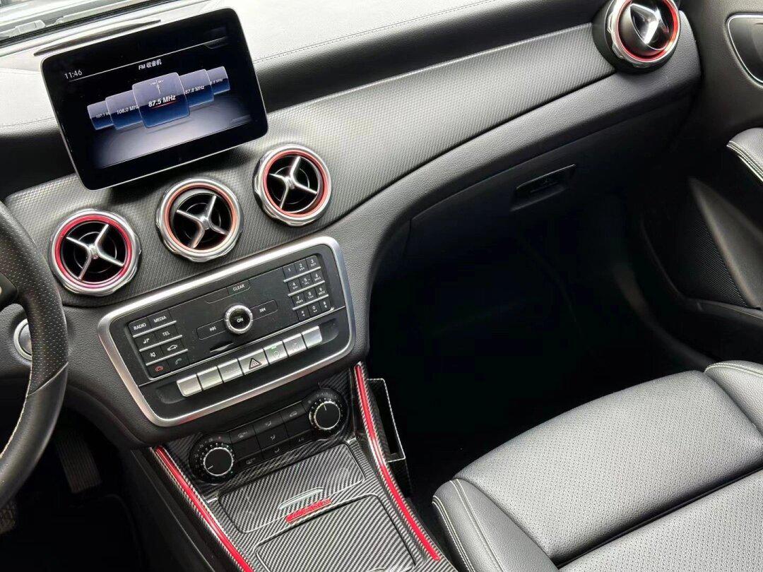 当前位置:>易车>社区>奔驰gla社区>18款gla200时尚型上牌时间:18年4月