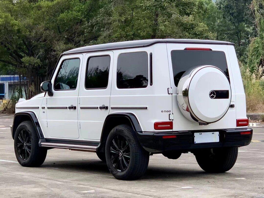 9393新款上架:奔驰(进口)g级 g500中规版 【车辆排量】4.