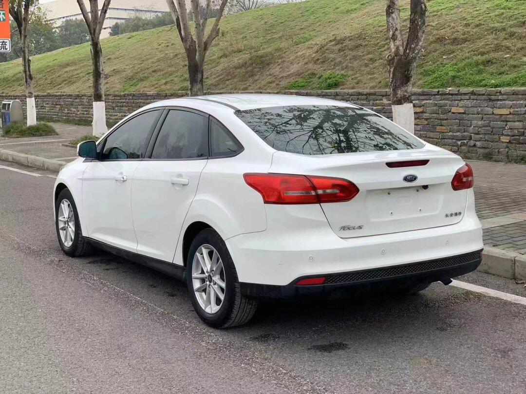 最新到店一台16年福特福克斯 1.