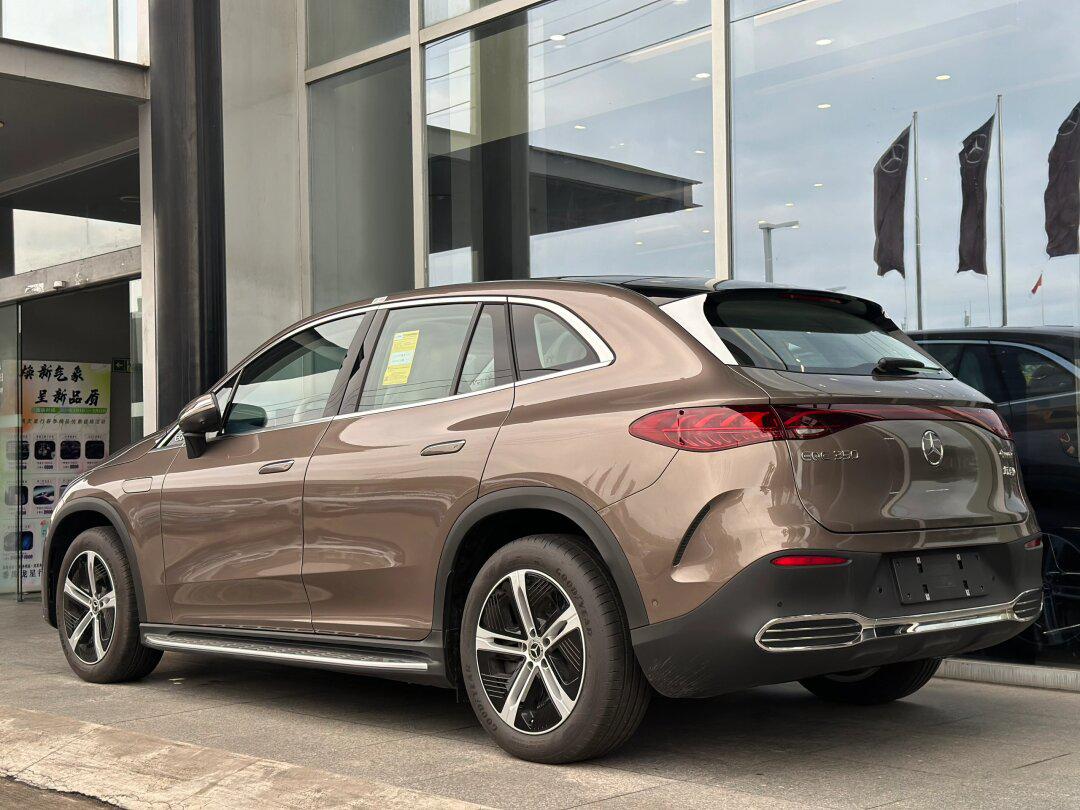 乱花渐欲迷人眼,唯有奔驰真豪华 60077的续航 30万77的价格,s级的