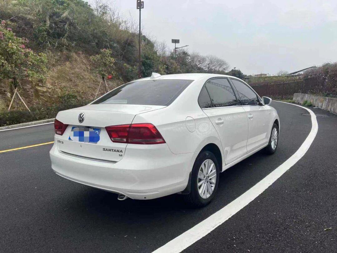 大众经典桑塔纳 1.6l 自动30周年纪念版