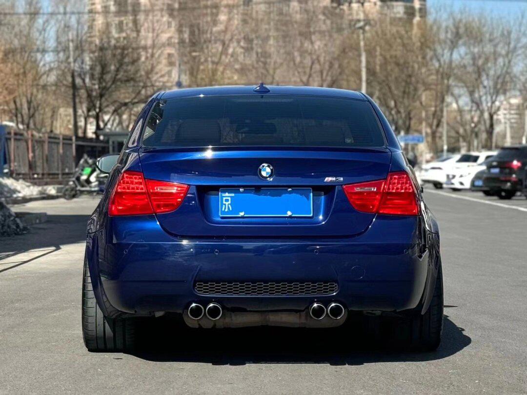 宝马m3 10年10月登记上牌e90m3 全车原版三块补漆 13.