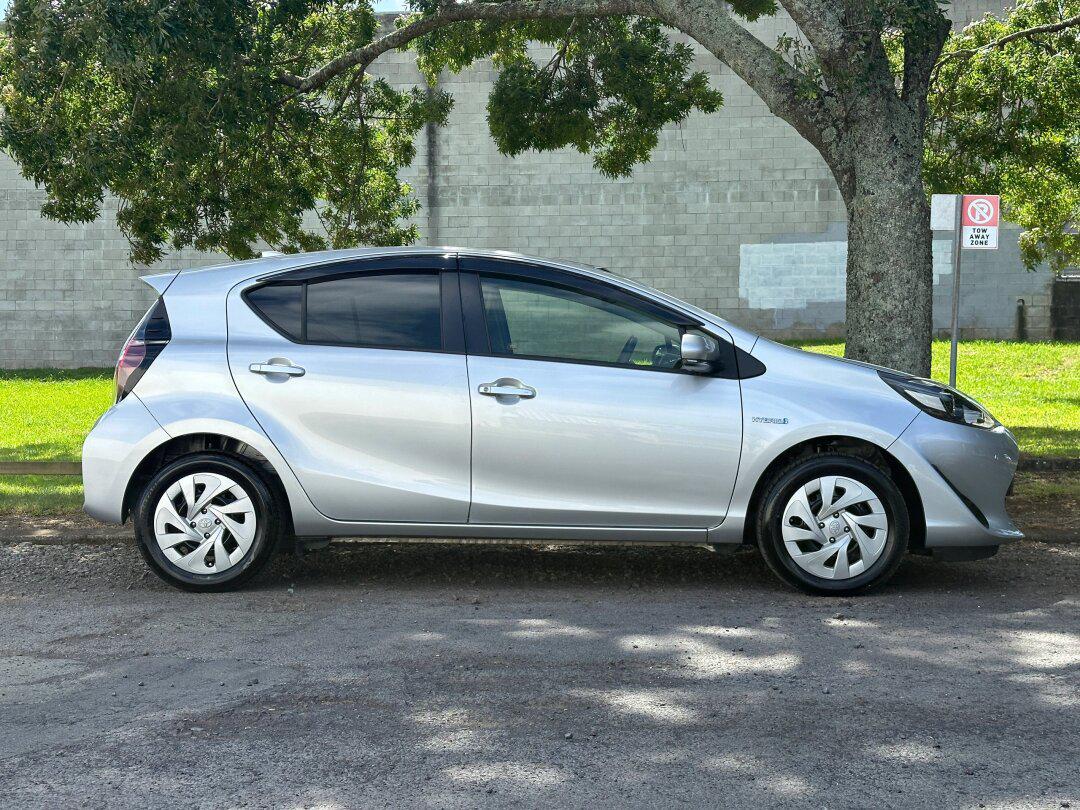 皮座丰田aqua油电混合带巡航控制_aqua社区_易车社区