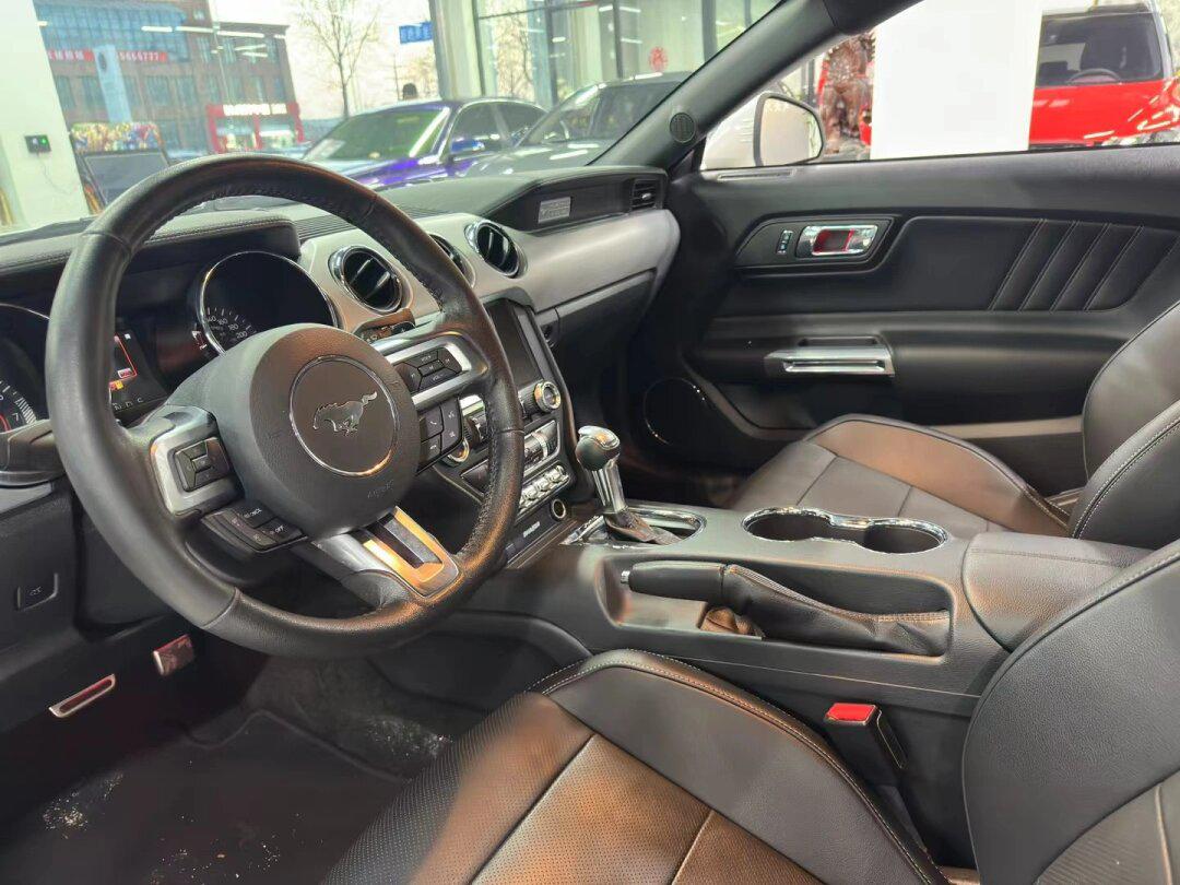 新到进口17年福特野马,个人一手车,实表9万公里,2.