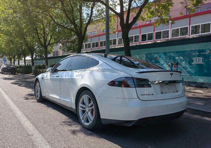 8万元(还价不多) 上牌日期:2014年_model s社区_易车社区