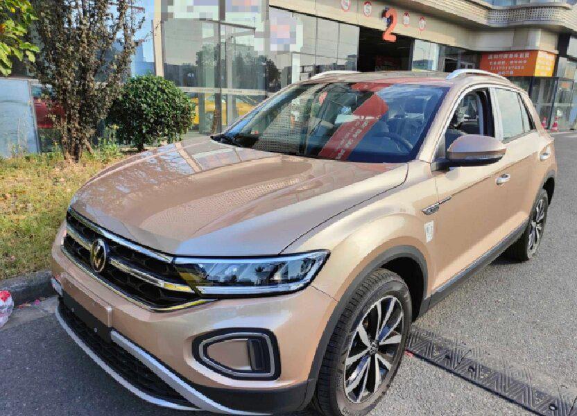 大众探歌280精英plus 上牌日期:2024年3月 车辆车型:越野车 车辆产地