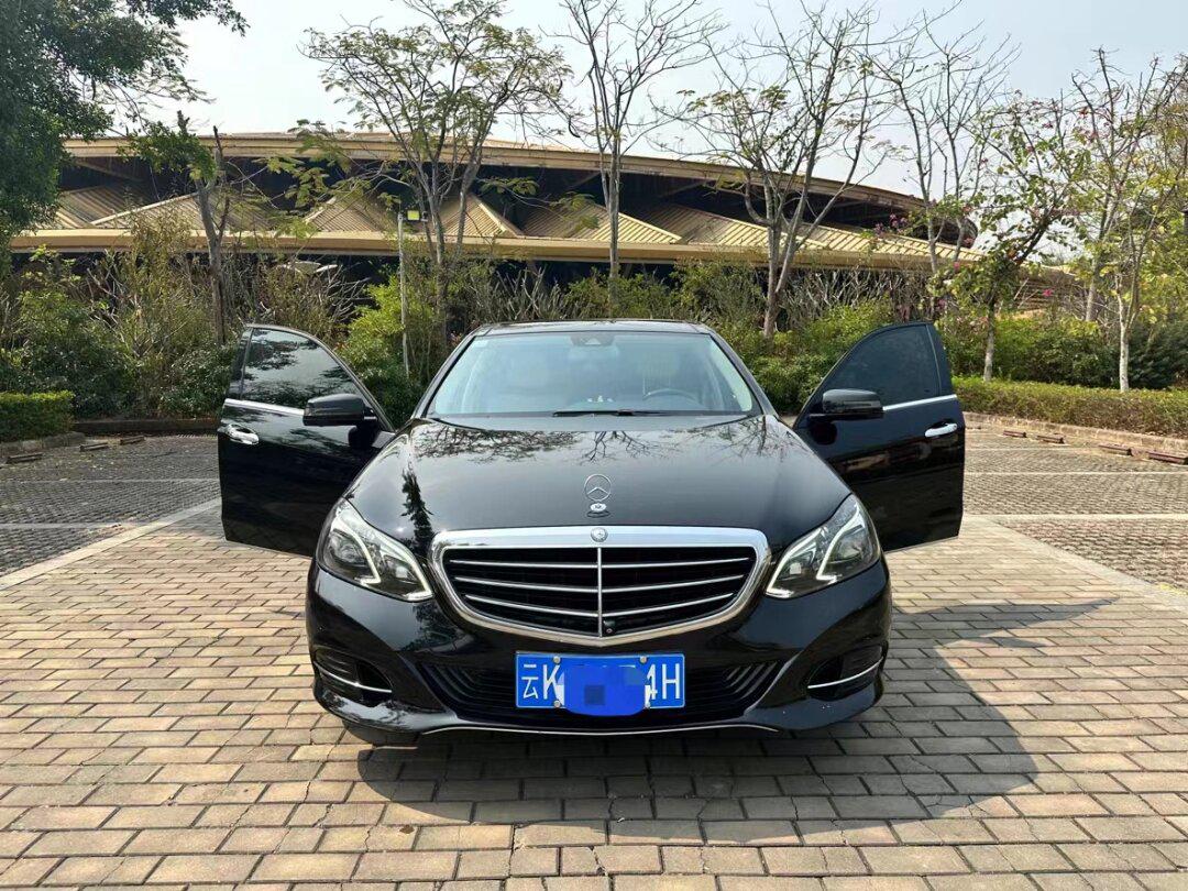 2016年差几天上牌奔驰e260l 改款 豪华型 新车办好60多万 车况精品 优