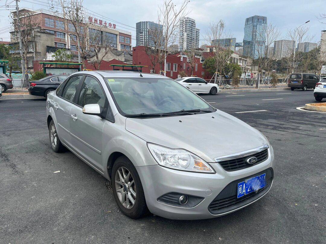 福特 2009款 福克斯-三厢 1.8 时尚型10年3月福克斯 自动1.8 私家