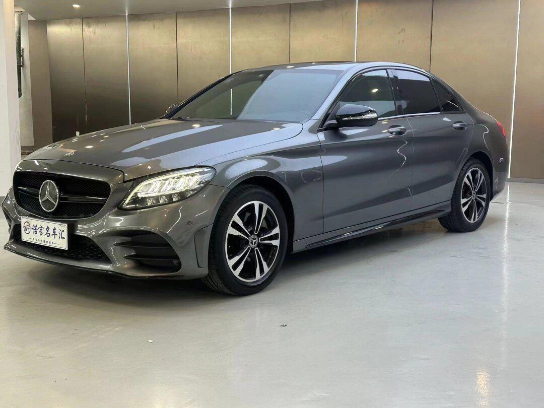 拿下19年奔驰c260,本地小姐姐一手车,实表4万多公里,全车旋转柏林,64
