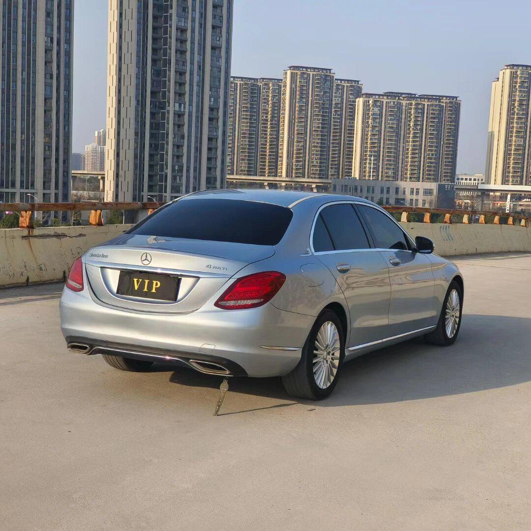 15年上牌的奔驰c180车况精品 11万公里,行政座驾,超大空间!