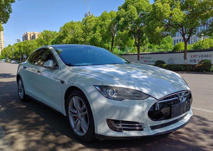 特斯拉model sp85 售价:15.