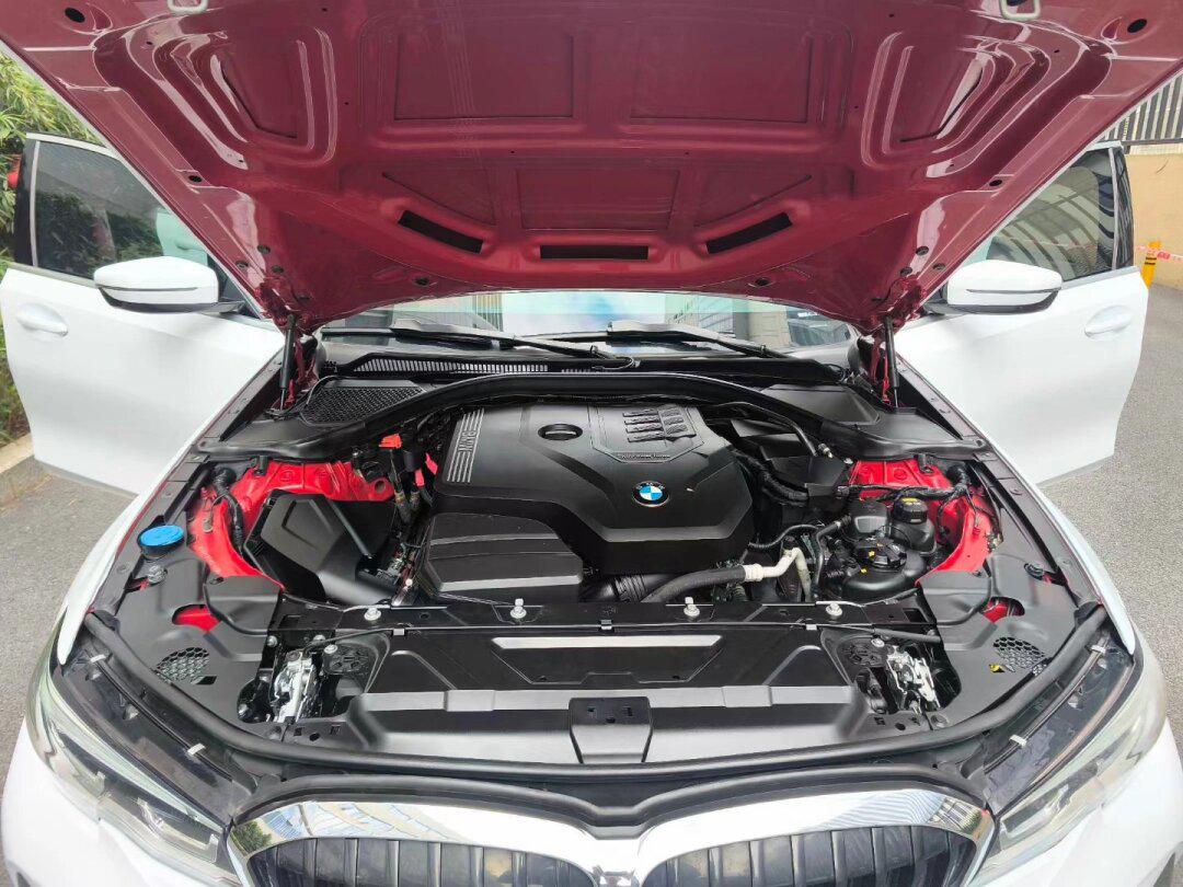 今天特价车型[庆祝][庆祝][庆祝]20年宝马3系,2020款 改款 2.