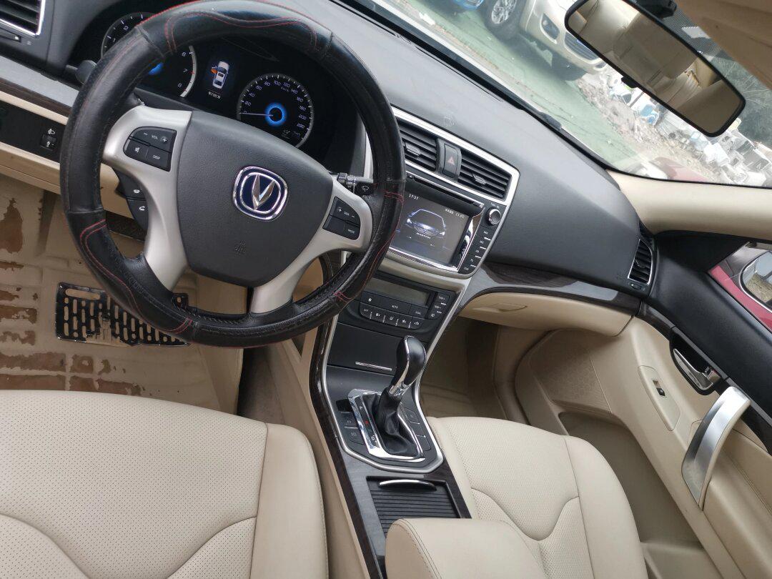 畅销车型!15年自动挡长安睿骋 一手车1.8t黄金排量,内外成色很好 发