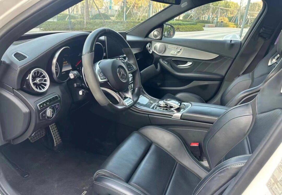 奔驰amg c63报价图片