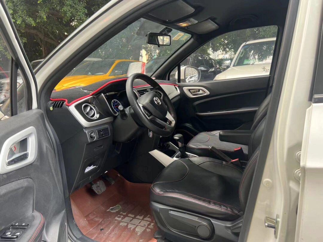 15年上户中华v3s,15.t自动档全车原版,车