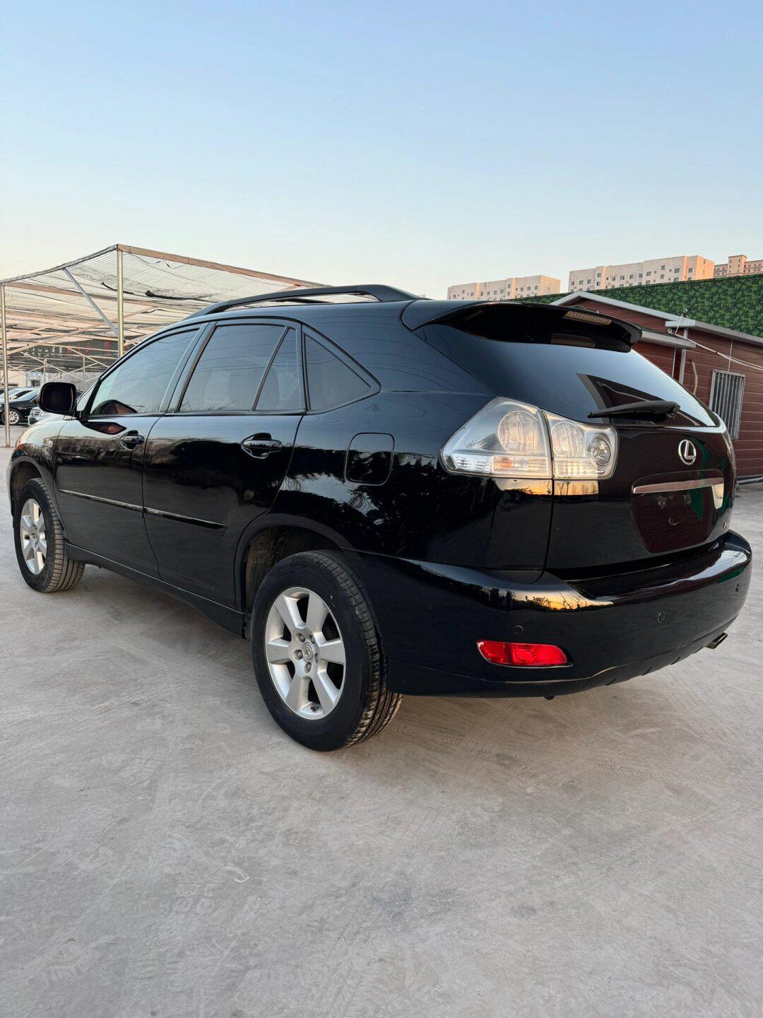 09全款3万多多: 经典不可复制05年5月纯岛国海关进口雷克萨斯rx300
