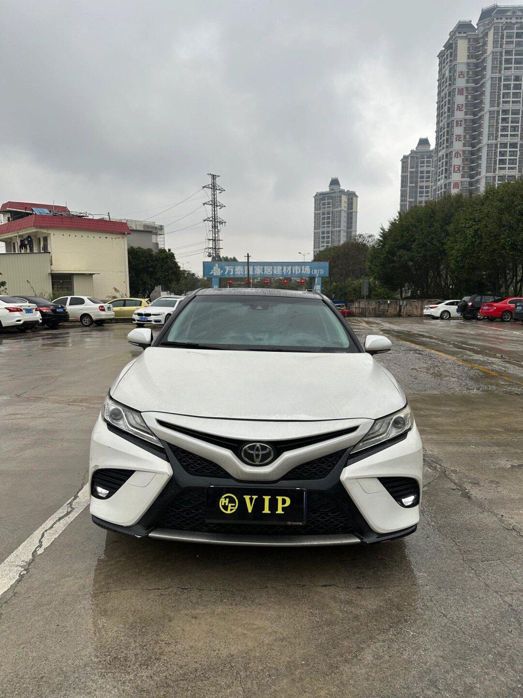 最新拿下18年丰田凯美瑞,自动挡2.