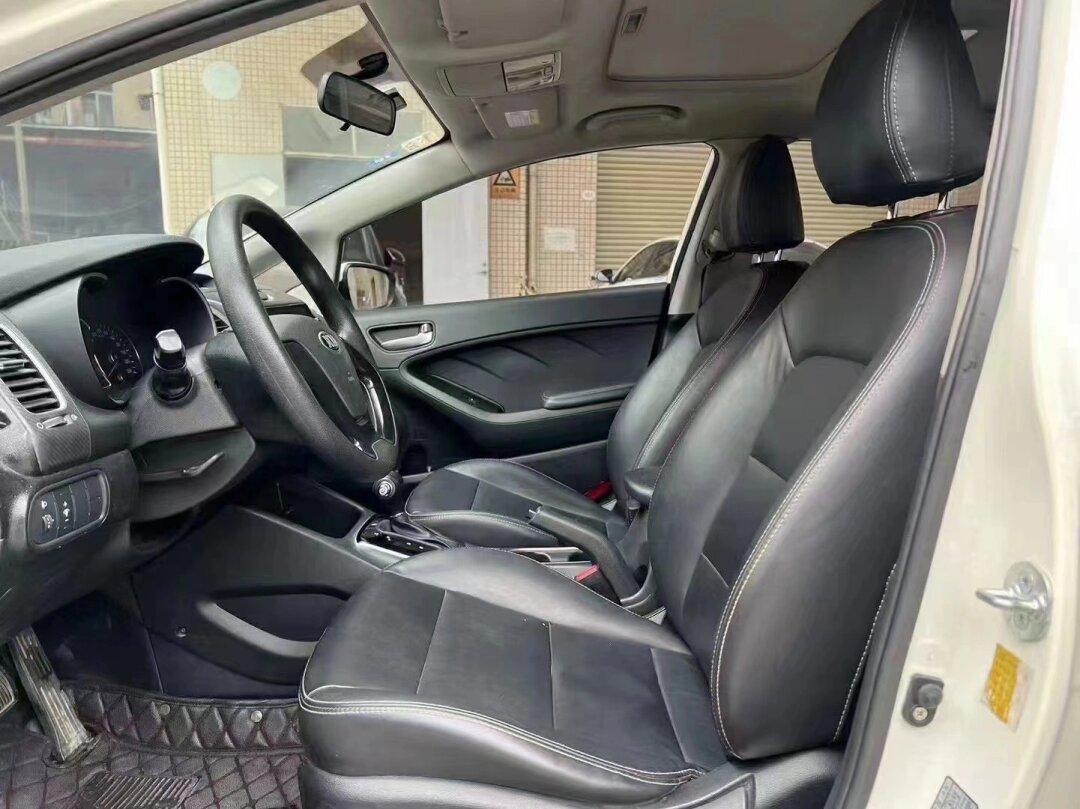 6排量自动挡,高配大屏导航,真皮座椅,有天窗,价格便宜,批发_起亚k3