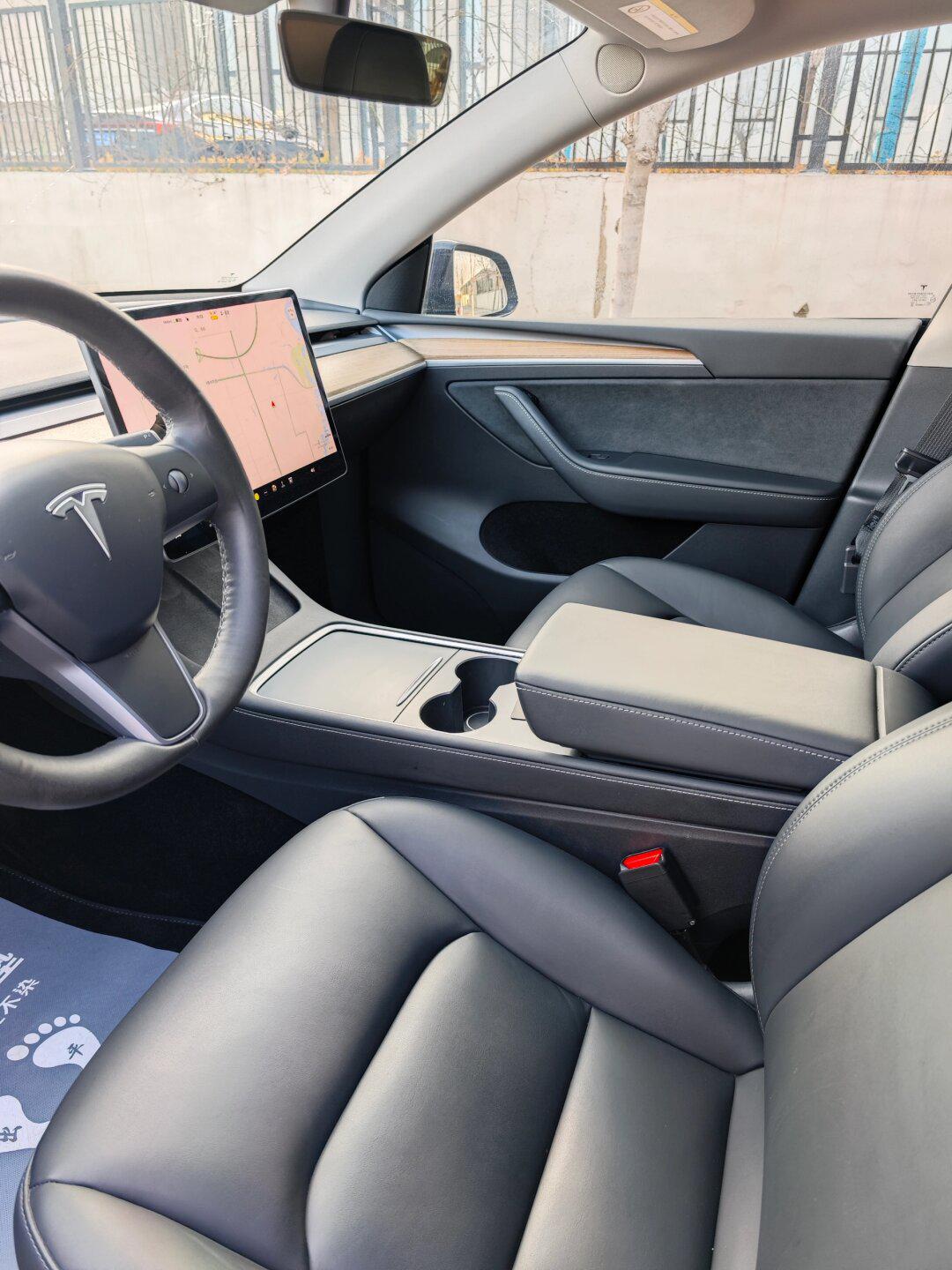 21年21款特斯拉modely 毛豆y 19.