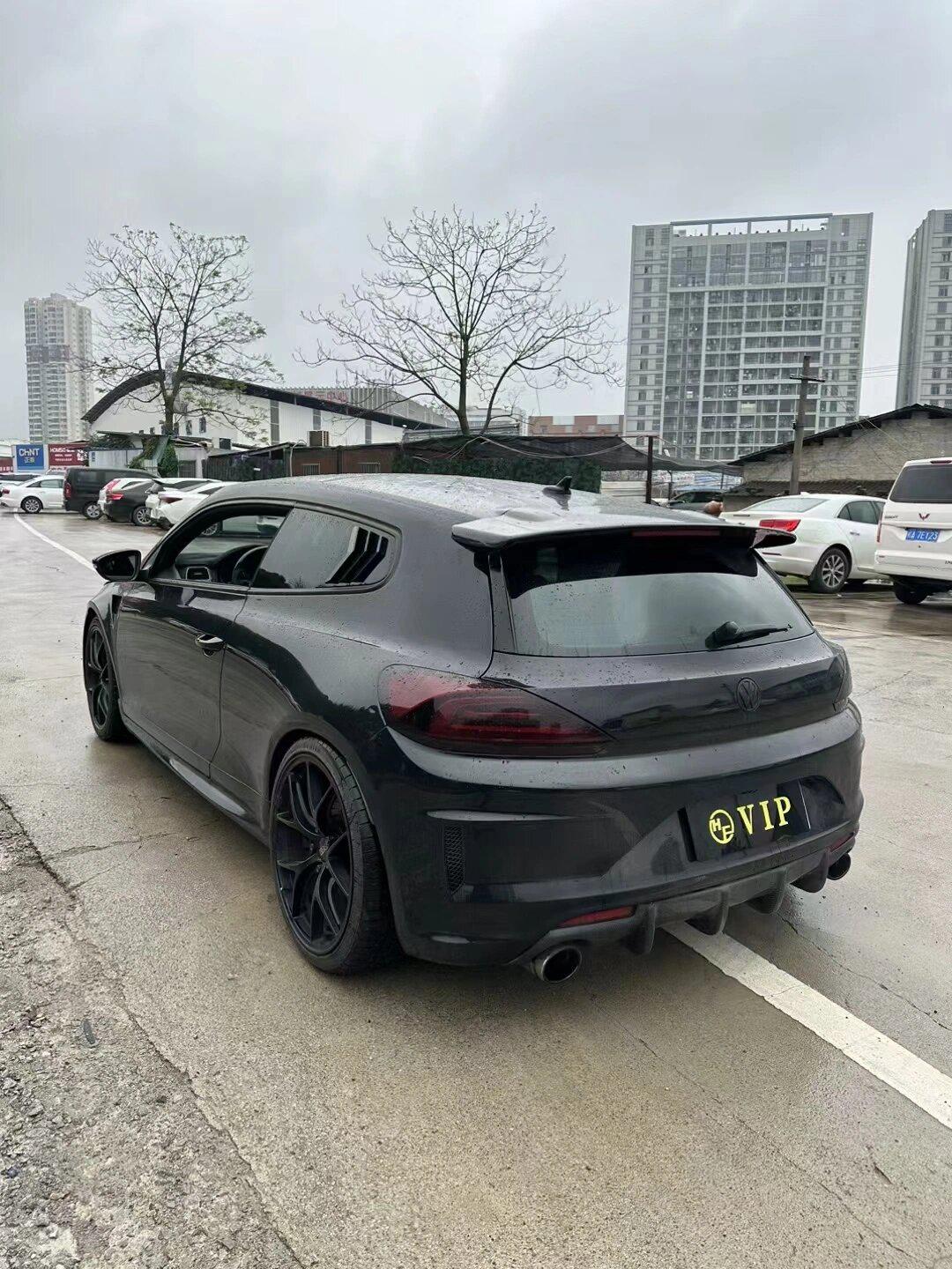 黑针大众尚酷r 2.0t(进口) 16年1月上牌,安全行驶8万多公里,2.