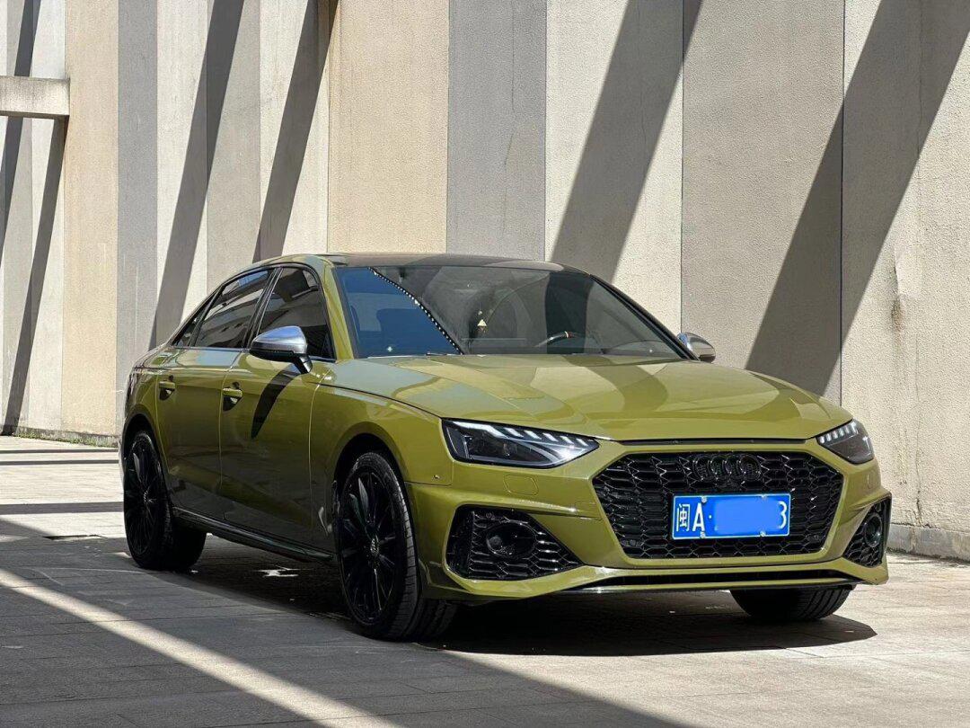 奥迪2020款 a4l 2.