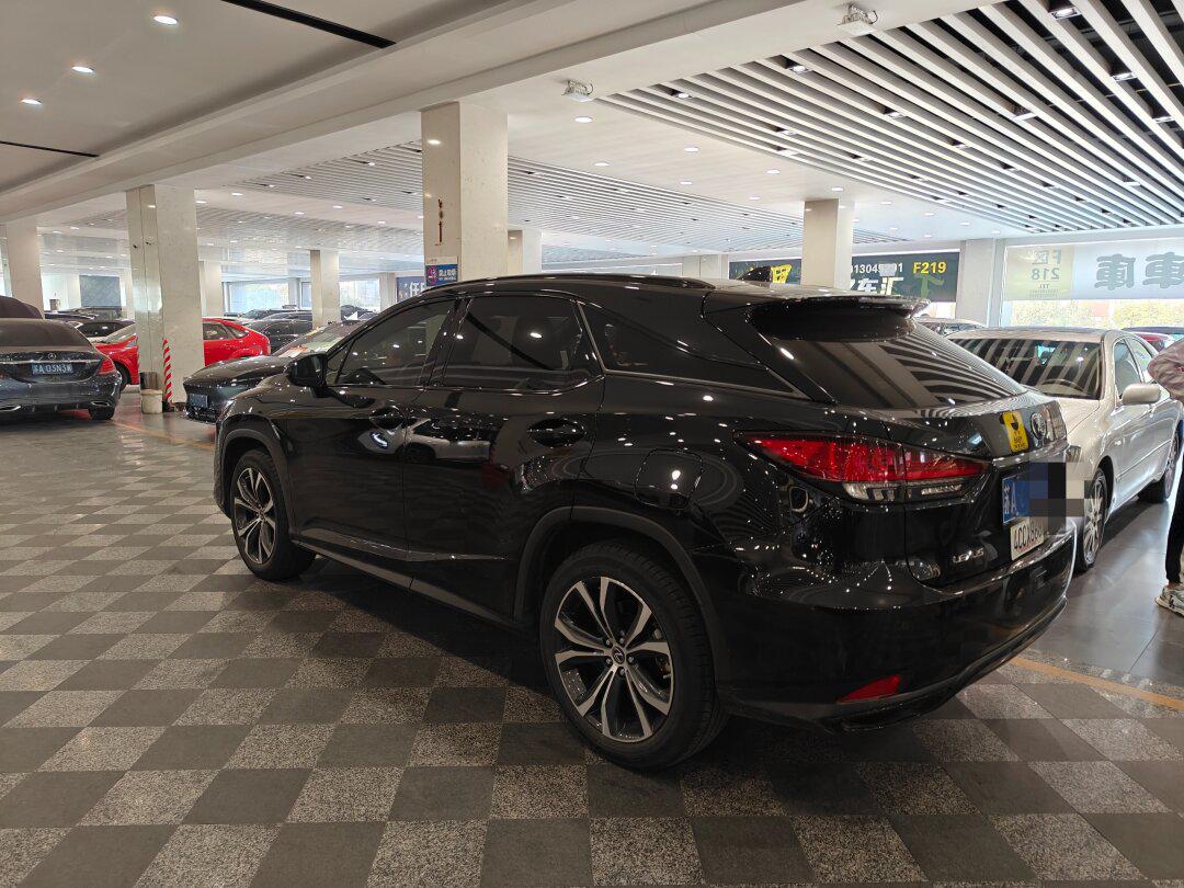 2019年底 20款 雷克萨斯rx300 四驱典雅 1.