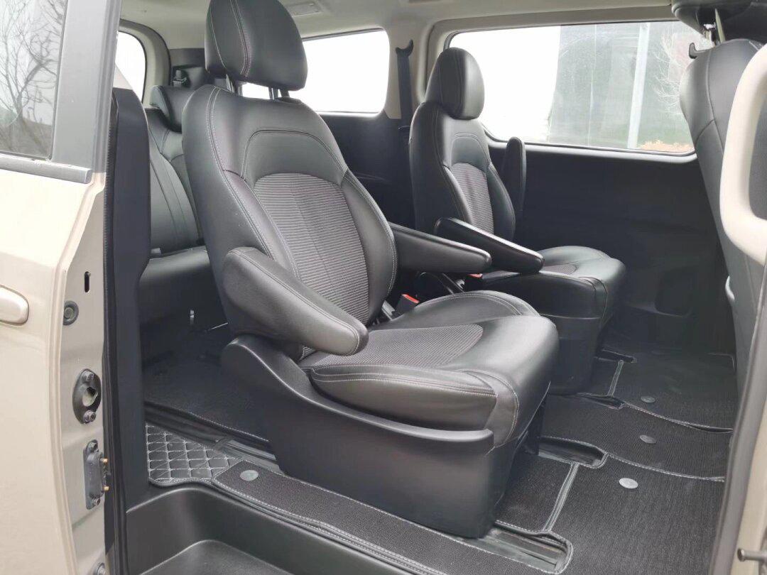 0t自动挡7座906.8万_大通g10社区_易车社区