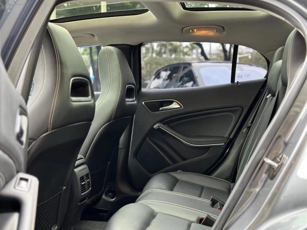 当前位置:>易车>社区>奔驰gla社区>18款gla200时尚型上牌时间:18年4月