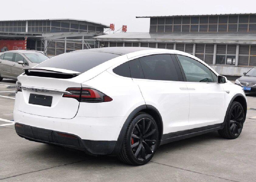 特斯拉model x90d 售价:24.