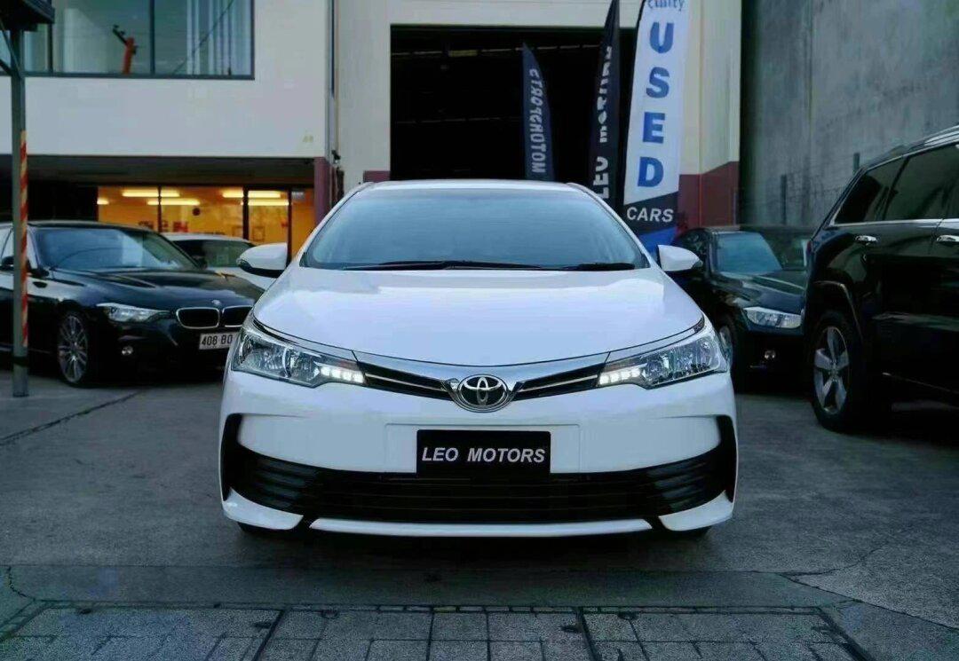 2018年丰田卡罗拉轿车版