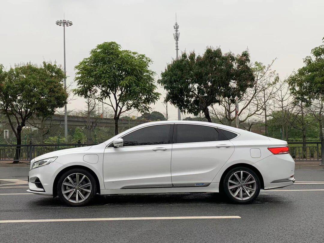 2018年07月吉利博瑞新能源1.