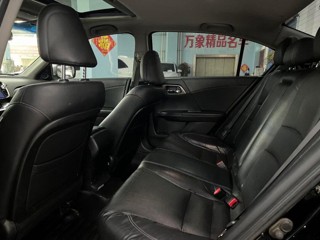 58万15年九代本田雅阁自动2.0l无钥匙进入一键启动>1080_810