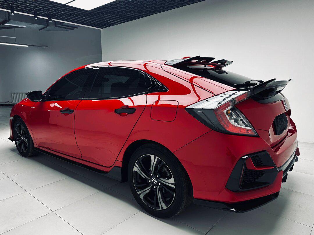 当前位置:>易车>社区>思域社区>长得最像typer的一款思域!>1080_810