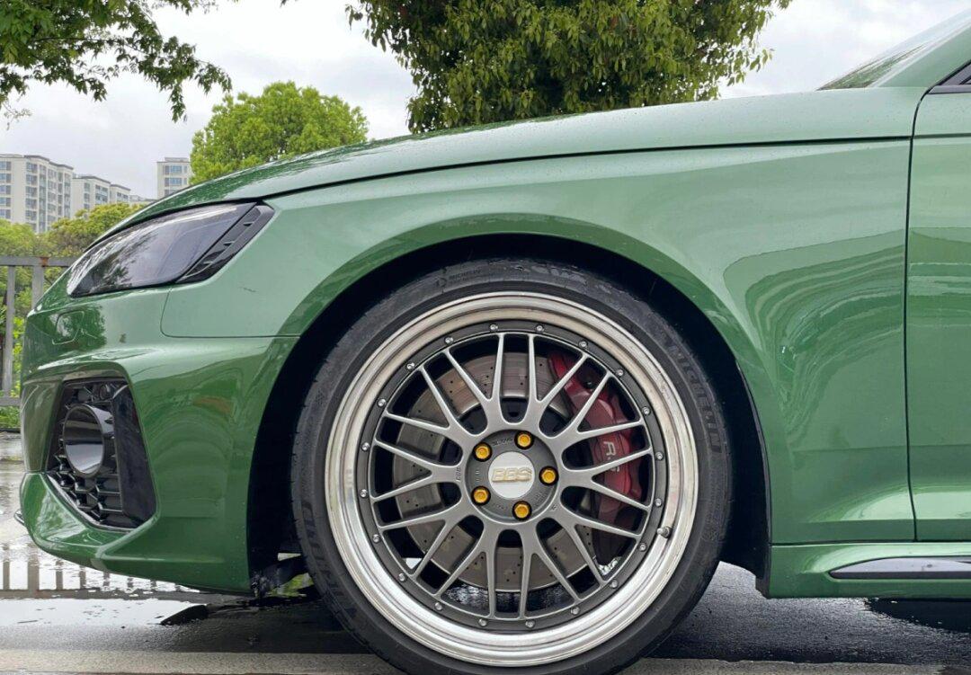 5万元 上牌日期:2021年1月 车辆车型:轿车 车辆产_奥迪rs 4社区_易车