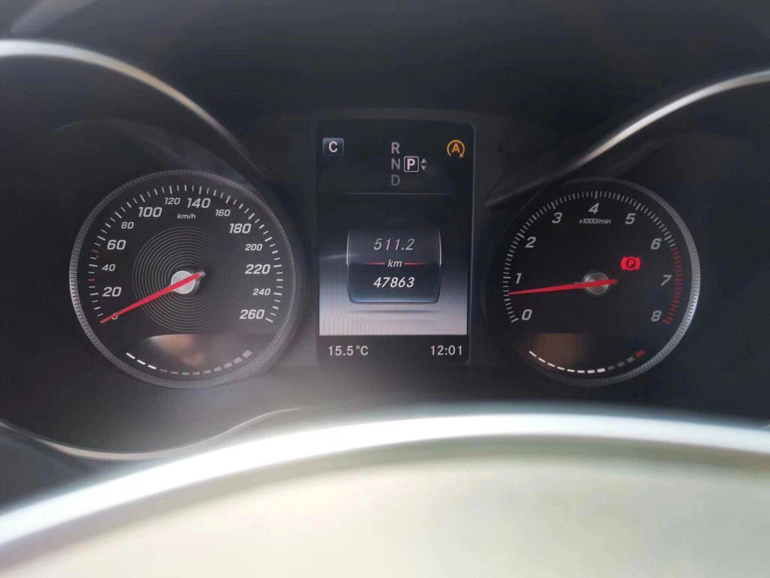 诚心出售15款c200 4驱运动版,15年8月买的,目前开了4.78万公里,没有