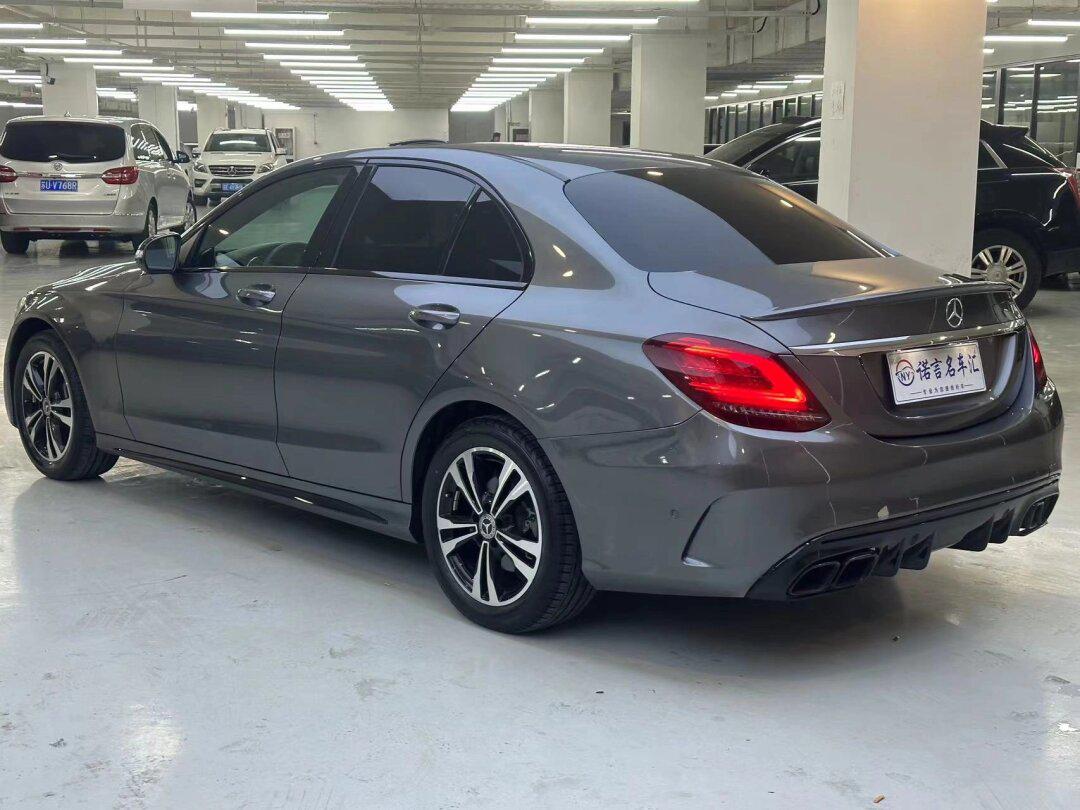 拿下19年奔驰c260,本地小姐姐一手车,实表4万多公里,全车旋转柏林,64