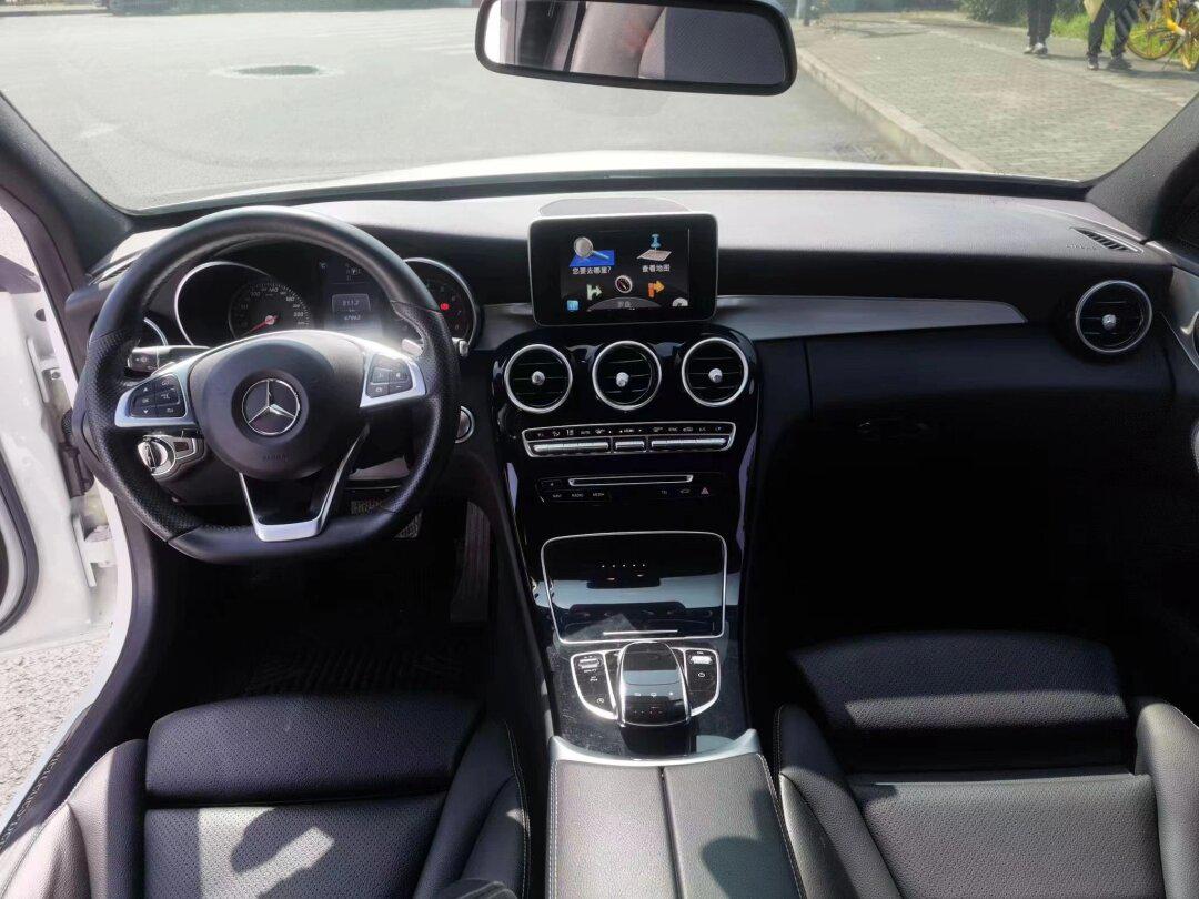 诚心出售15款c200 4驱运动版,15年8月买的,目前开了4.78万公里,没有