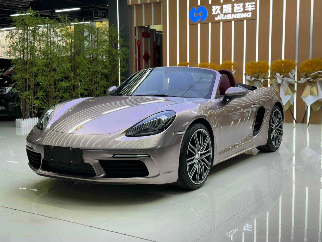 【车辆名称】2020款 保时捷718 boxster 2.