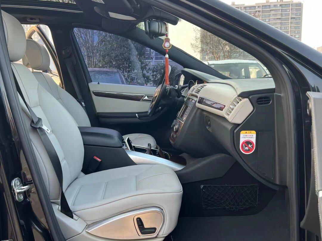 2011年9月奔驰r350 四驱6座 双电动座椅 全_奔驰r级社区_易车社区