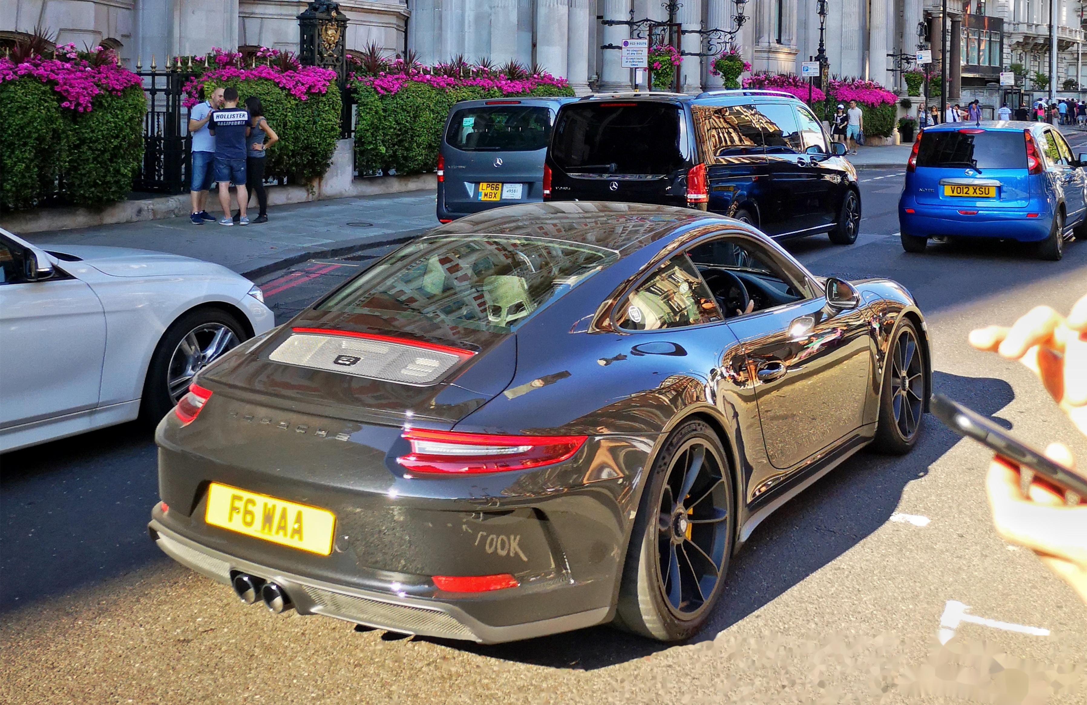 英国(伦敦) 保时捷 911 gt3 mk2 touring (991) (1