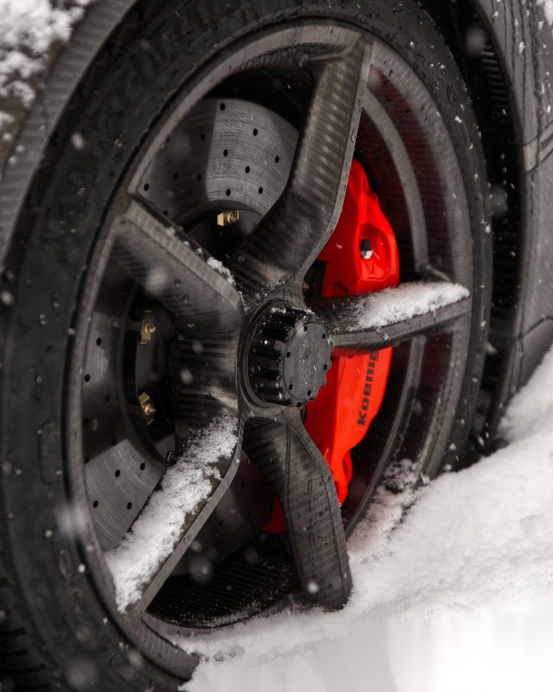 今年的圣莫里茨 the ice活动因为瑞士暴雪_有钱人的社区_易车社区