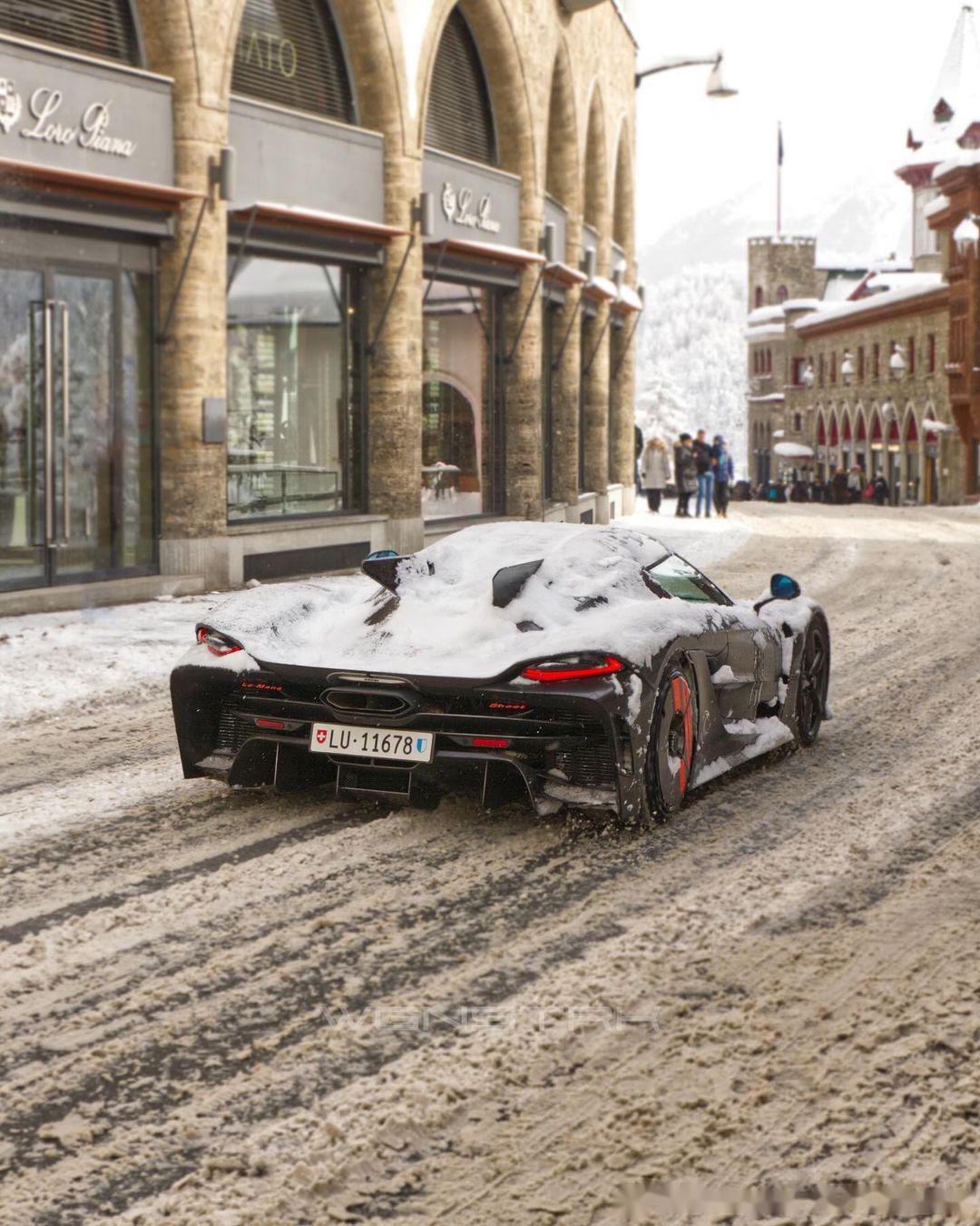 今年的圣莫里茨 the ice活动因为瑞士暴雪_有钱人的社区_易车社区